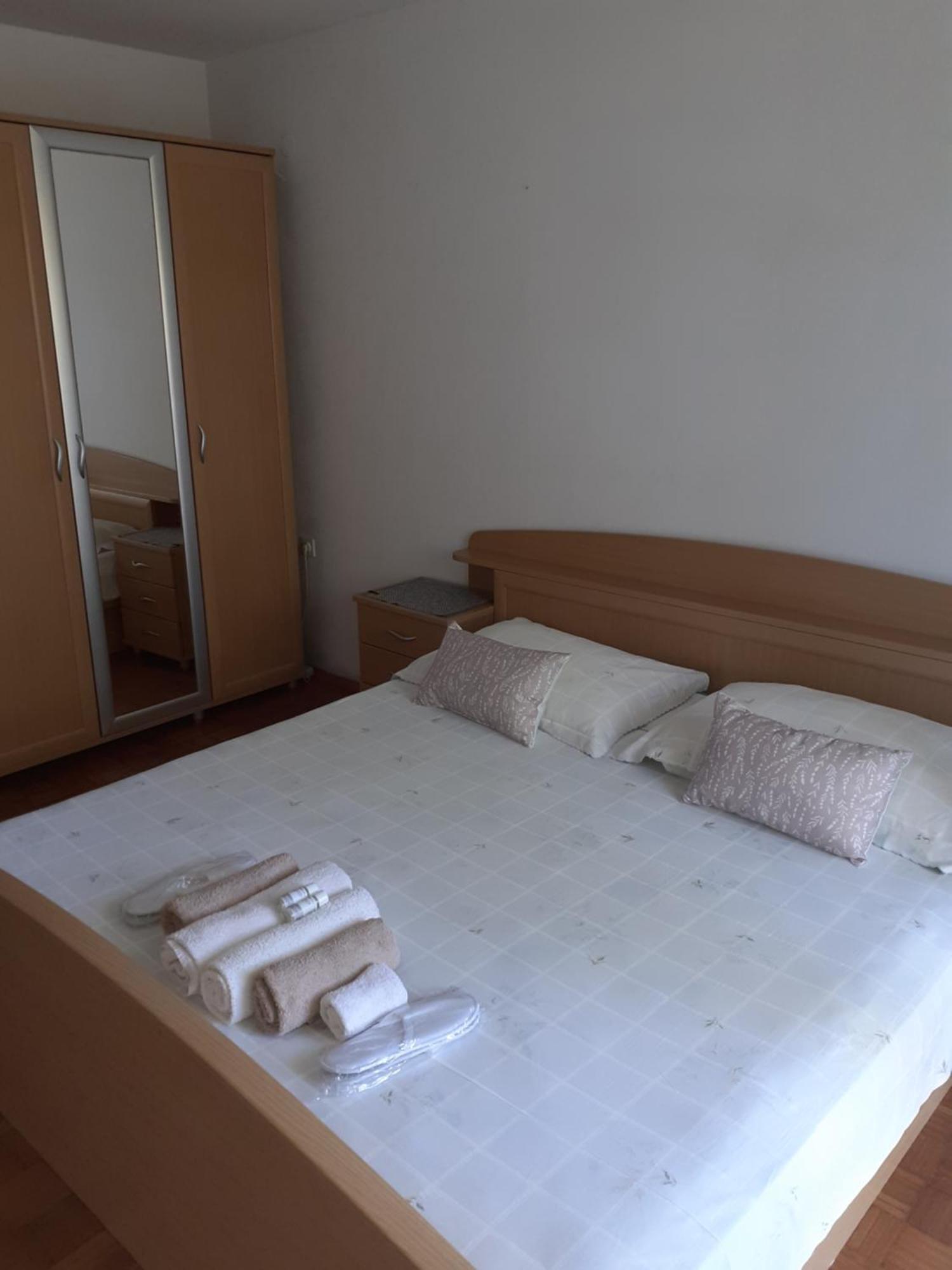 Vita Apartments Zrnovo Exterior photo