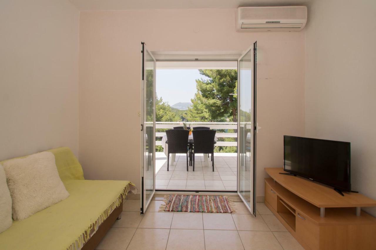 Vita Apartments Zrnovo Exterior photo