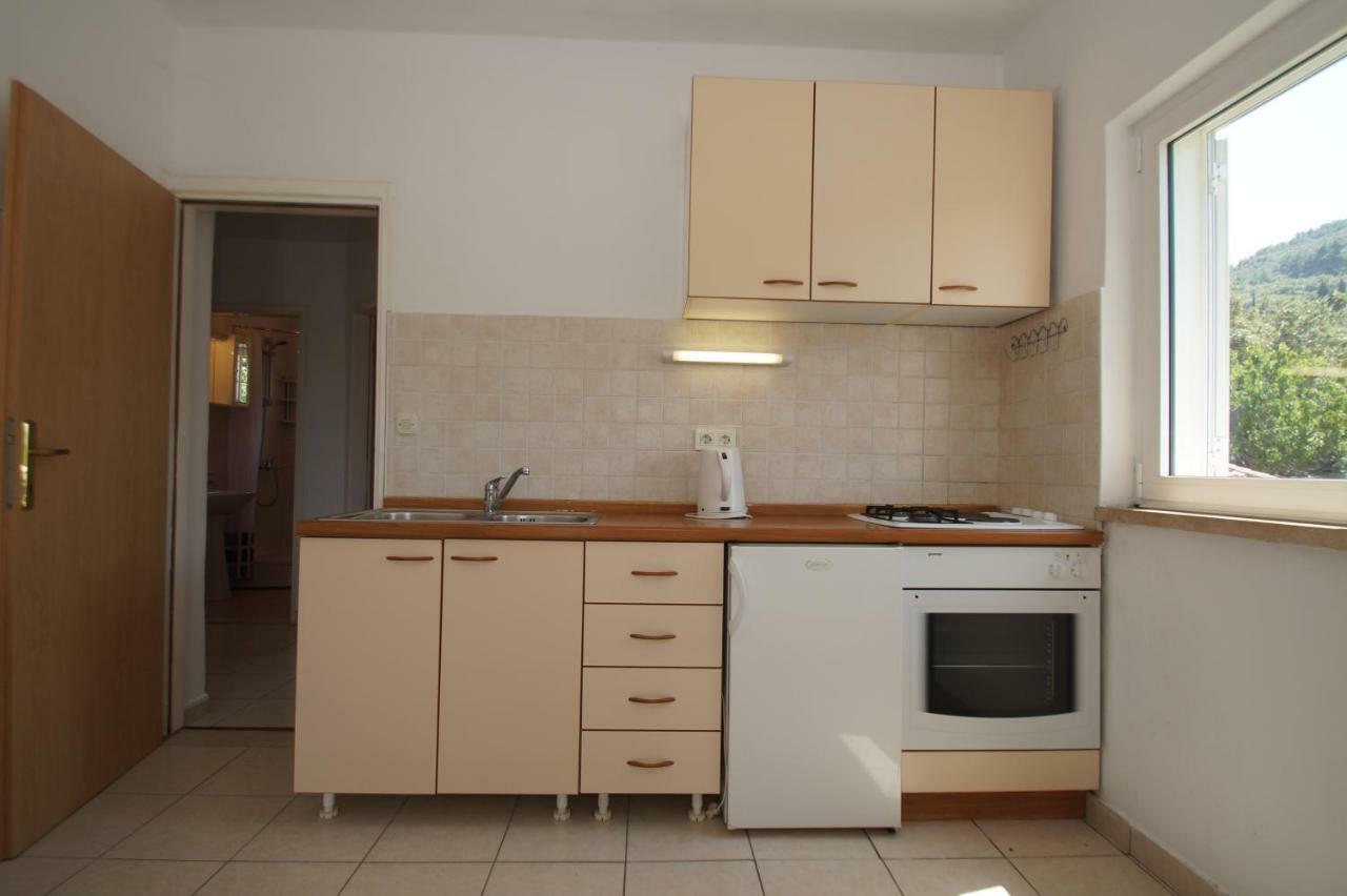 Vita Apartments Zrnovo Exterior photo